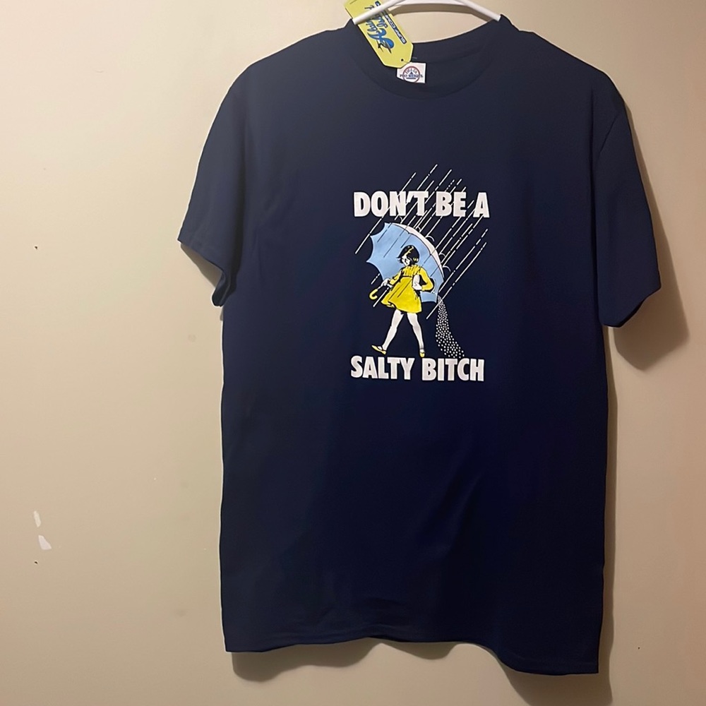 NWT Unisex Salty B!tch Tee